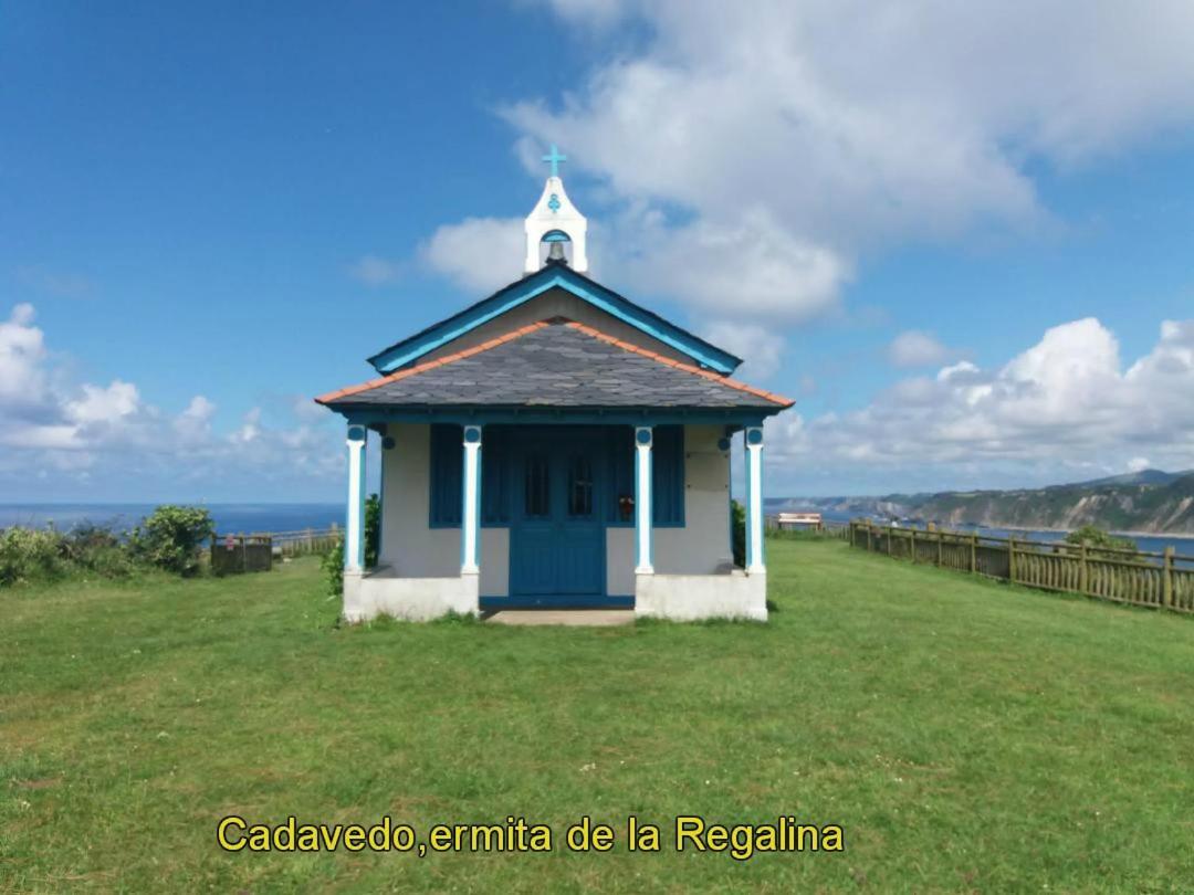 알무나 Casa Manoli Luarca 게스트하우스 외부 사진